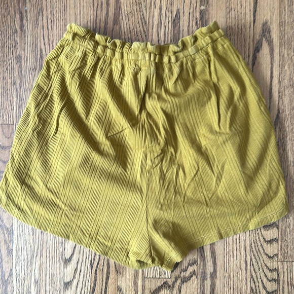 Vitamin A drawstring shorts   🌸 3 for $25 - Picture 2 of 4